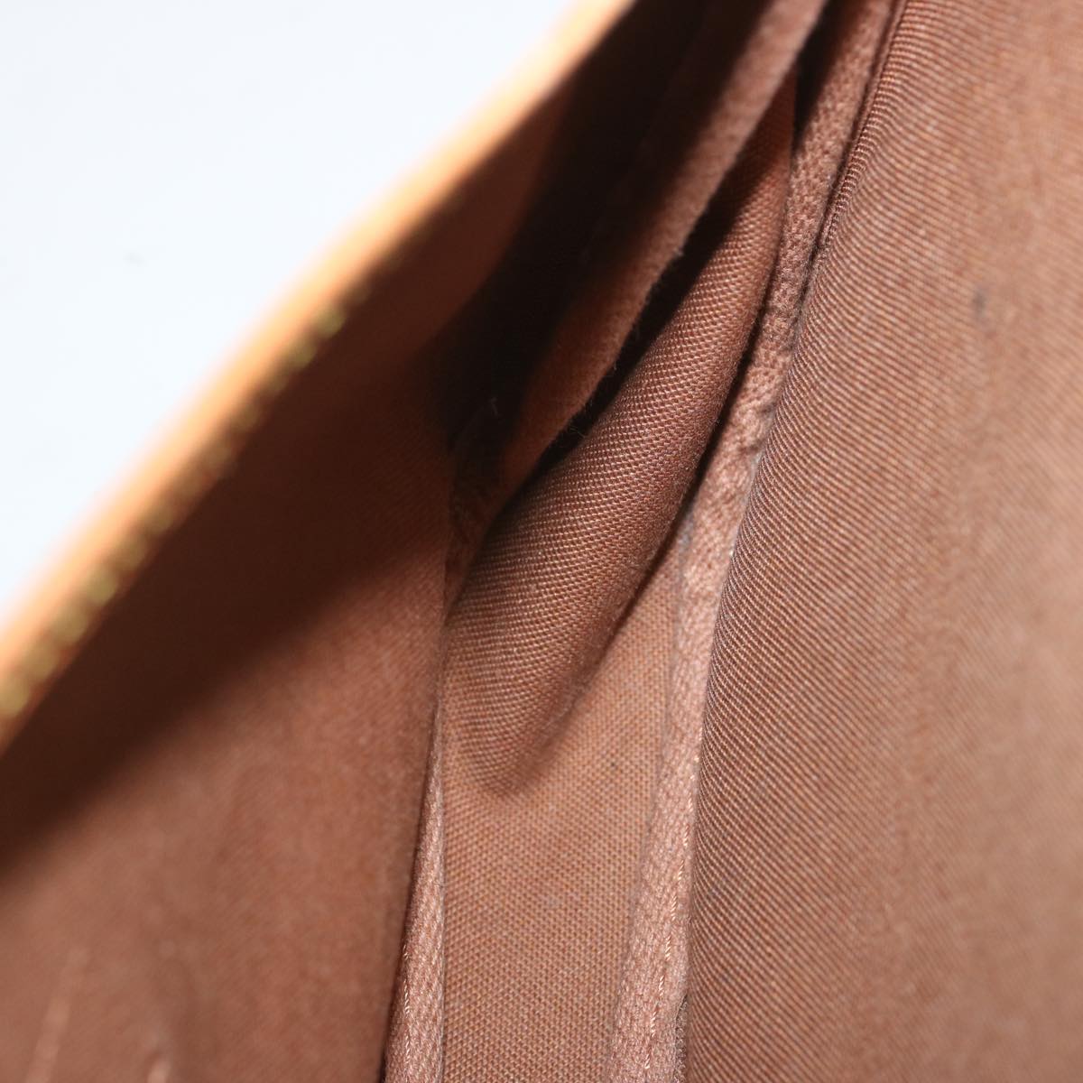 ar11479B-19 ar11479B-19