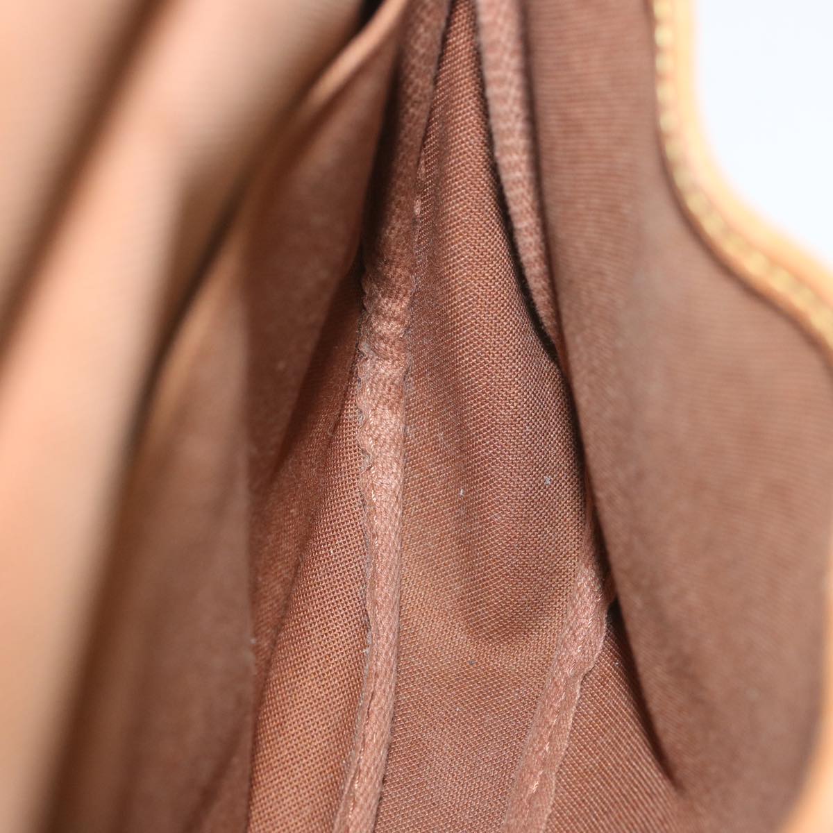 ar11479B-23 ar11479B-23