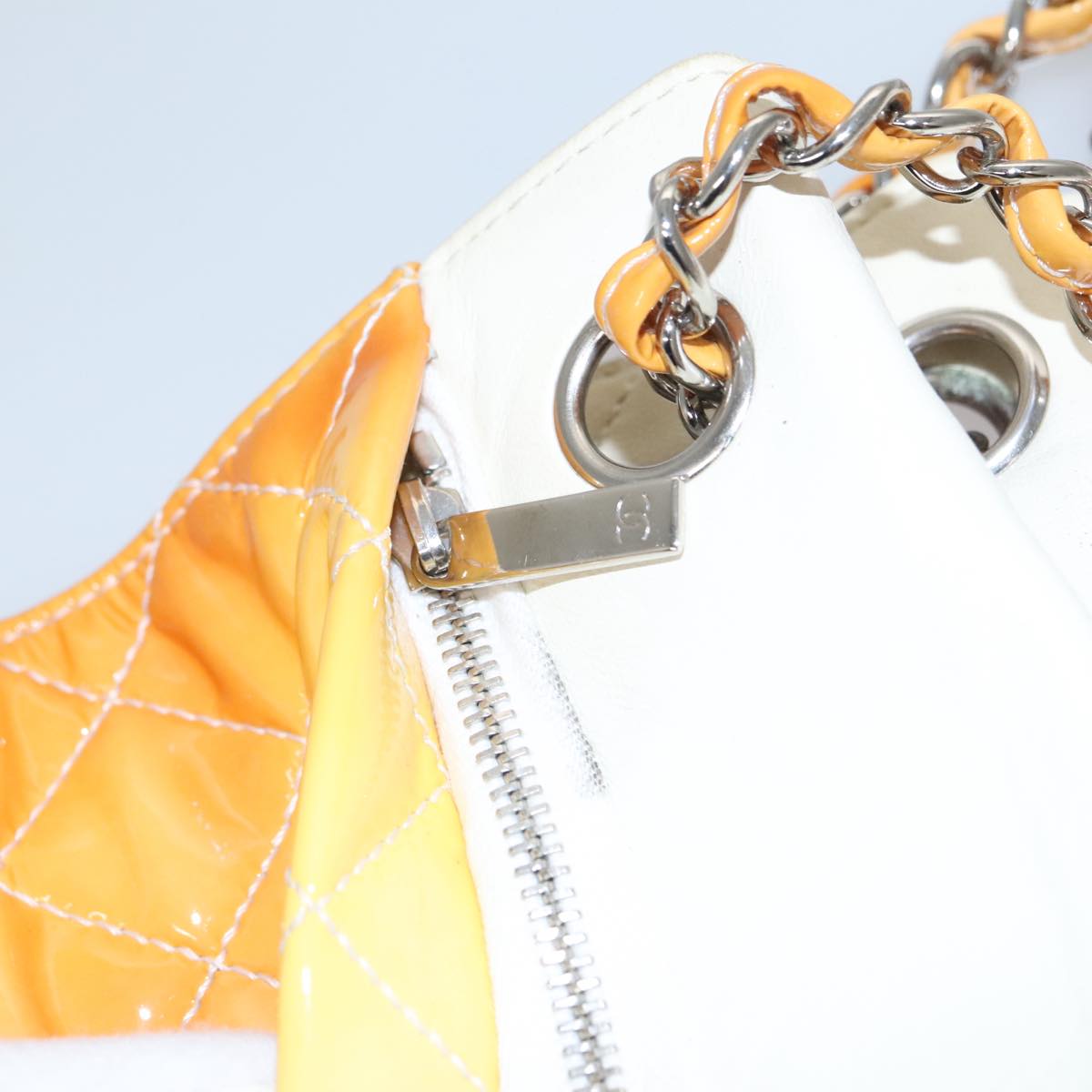 106418-24_4747c571-0d33-4edf-a3ea-4b18cf99974a 106418-24_4747c571-0d33-4edf-a3ea-4b18cf99974a