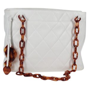 Borsa a tracolla CHANEL Matelasse Chain in pelle di agnello bianca CC Auth 134221 - Jerrillo