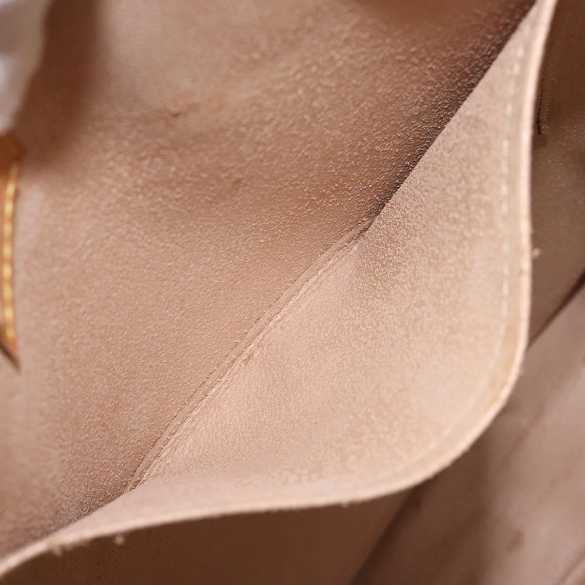 131256-19_515ee18f-3d70-4199-a2db-b7fea45afc4c 131256-19_515ee18f-3d70-4199-a2db-b7fea45afc4c