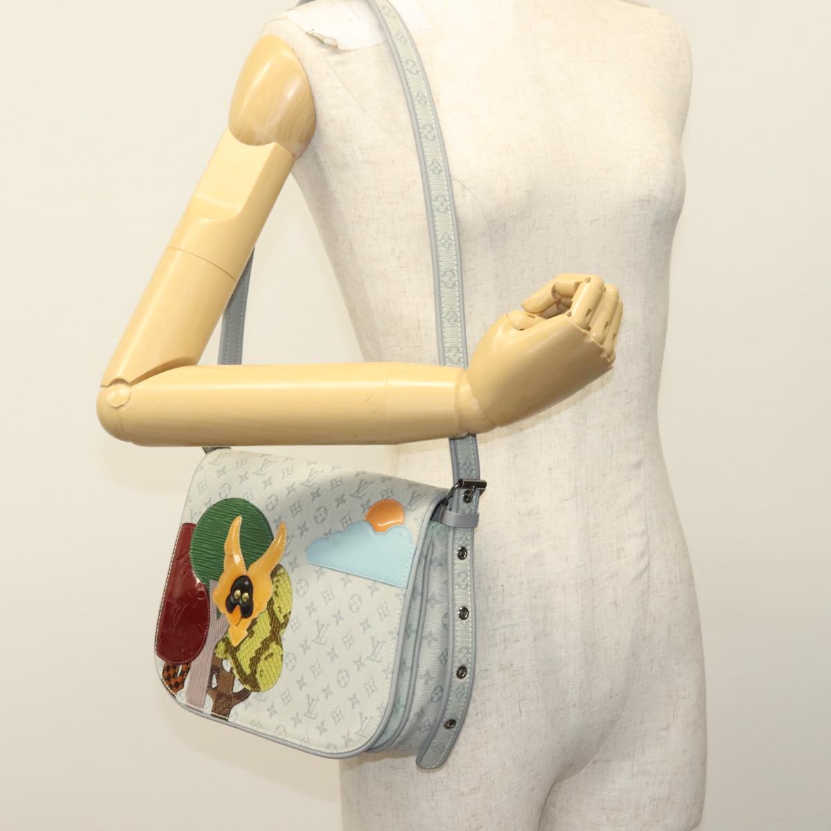 82759-26_8c2b709b-3d83-4241-87cb-243928ba9eac 82759-26_8c2b709b-3d83-4241-87cb-243928ba9eac