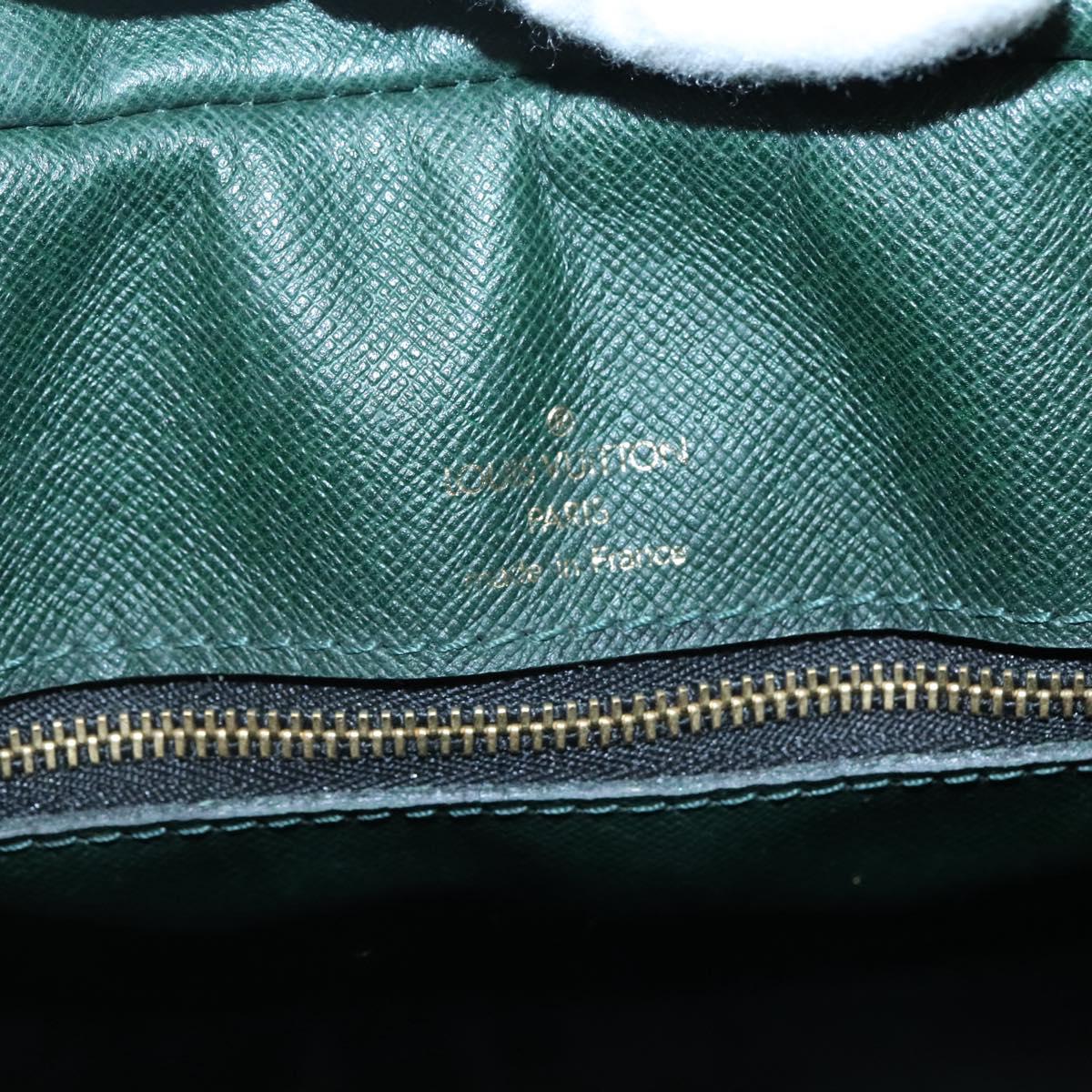 ep9874-15_0a93d8cf-ba0c-44e9-a985-9d1a803c4e35