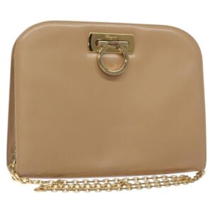 Salvatore Ferragamo Borsa a tracolla Gancini con catena in pelle beige e oro Auth 128139 - Jerrillo