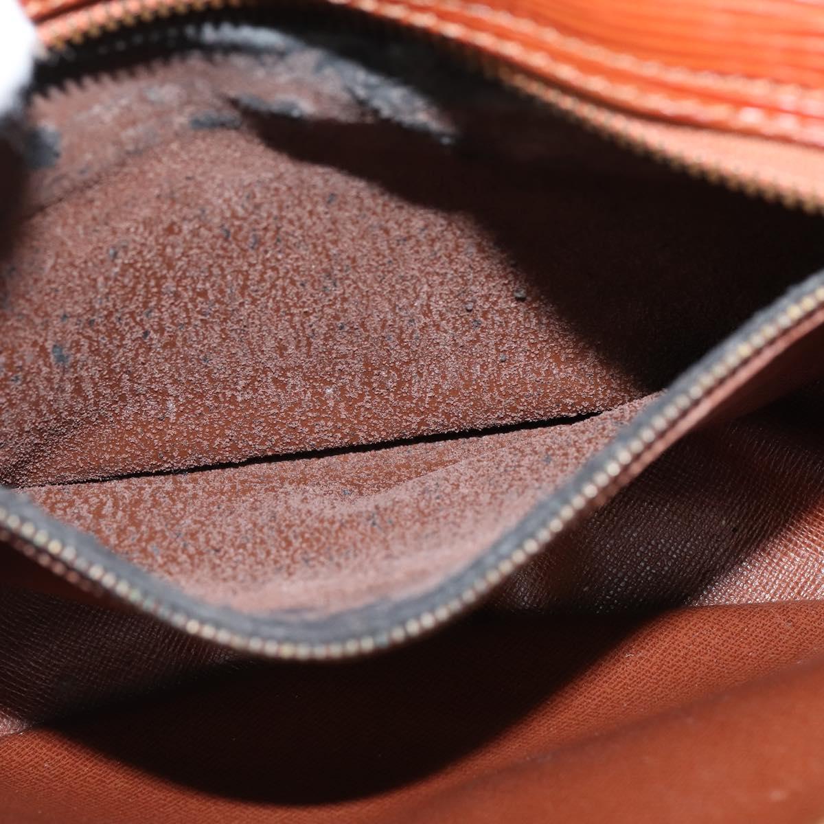 147851-20_244ac3a7-c56d-4dab-b399-01a882207a3e 147851-20_244ac3a7-c56d-4dab-b399-01a882207a3e