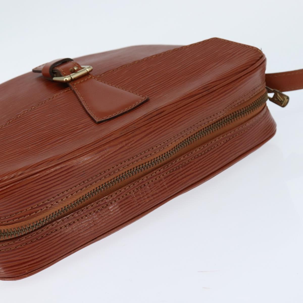 147851-6_e9735c4f-38f8-4620-a2e8-0be3b1f434ad 147851-6_e9735c4f-38f8-4620-a2e8-0be3b1f434ad