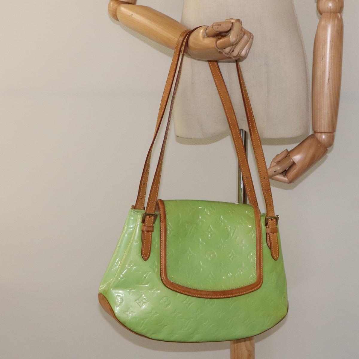 bs25295-22_5beb6ce4-103f-42ed-87eb-de98f176fa19 bs25295-22_5beb6ce4-103f-42ed-87eb-de98f176fa19