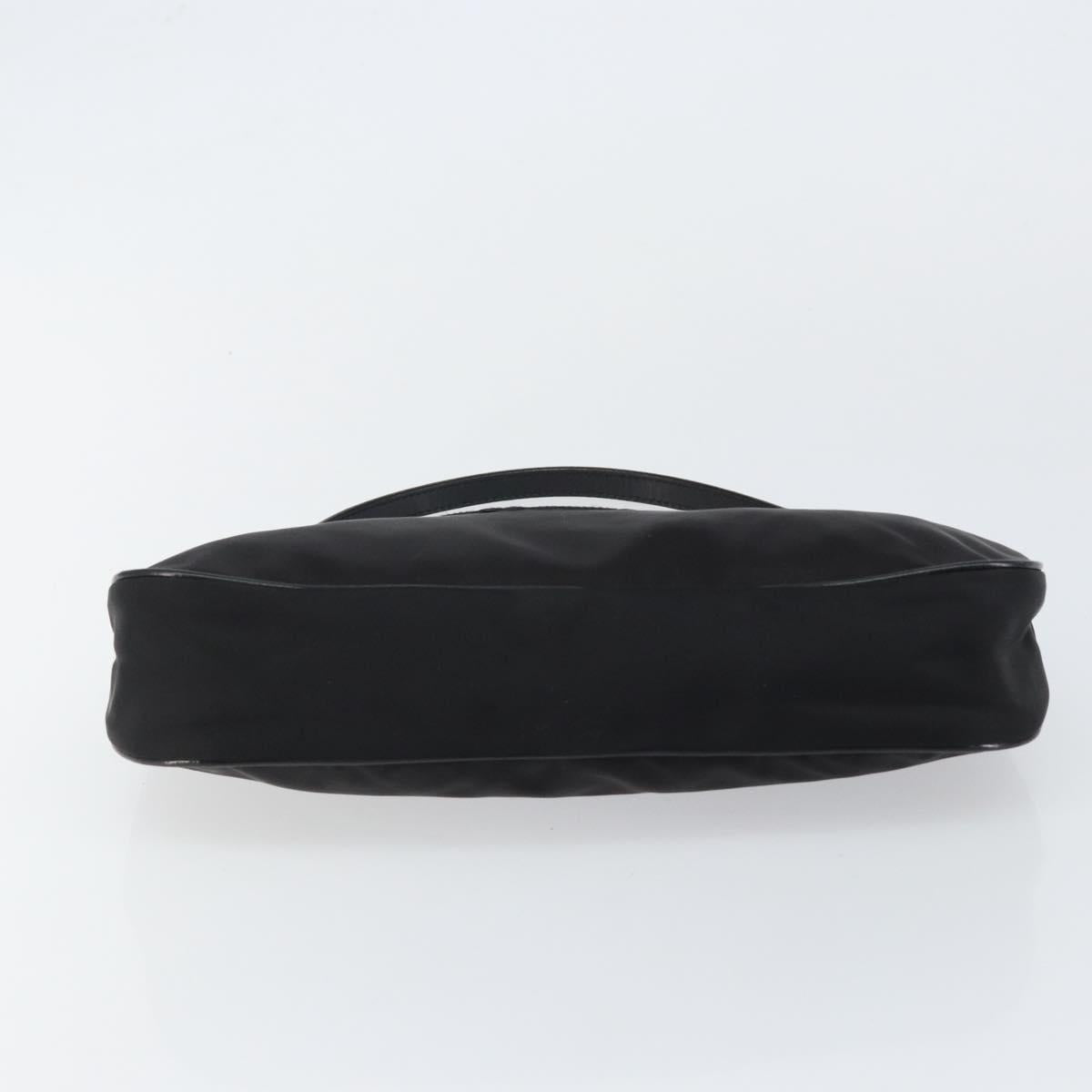 ep11271-9_b8744e9b-9eed-4129-944f-9caef4046b70