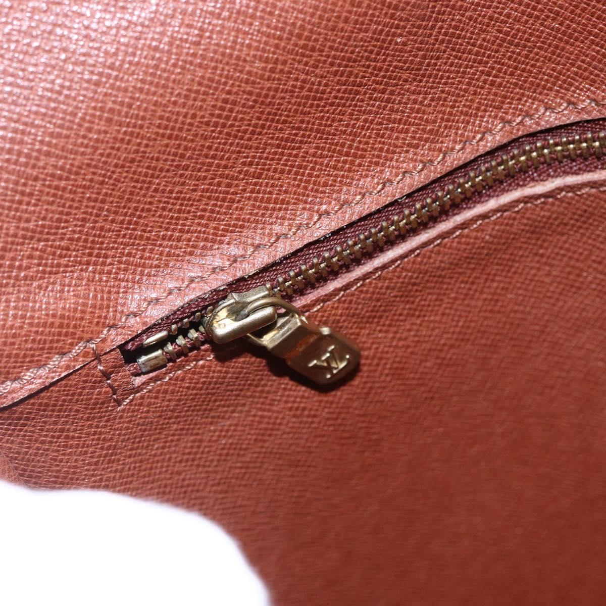 ep11349-17 ep11349-17