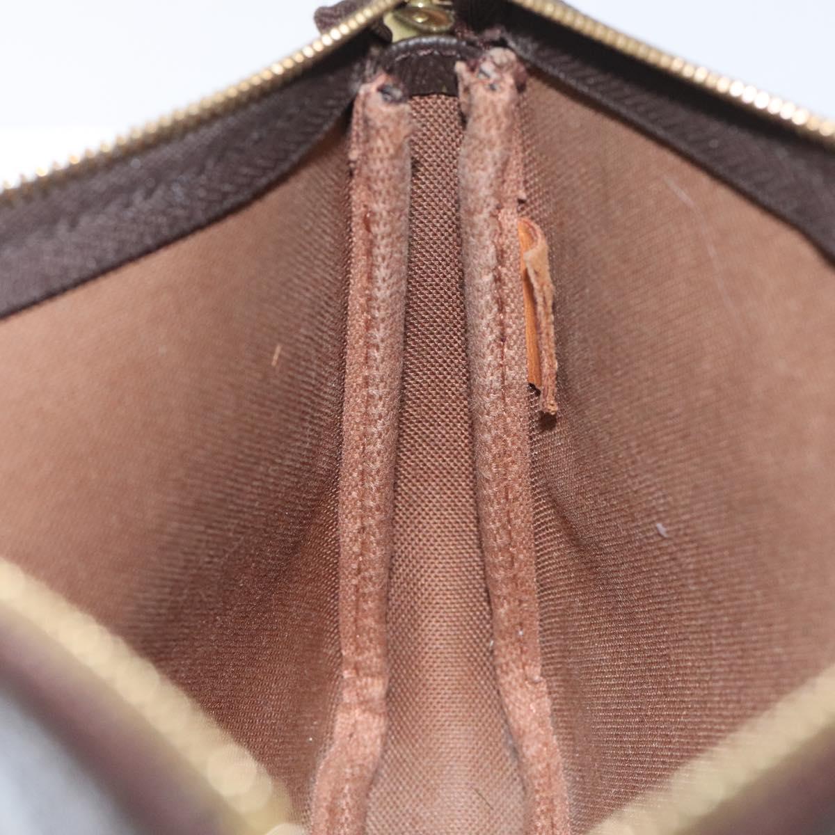 130191-17_18691ffb-60eb-4995-9e62-1126c02c5f3f 130191-17_18691ffb-60eb-4995-9e62-1126c02c5f3f