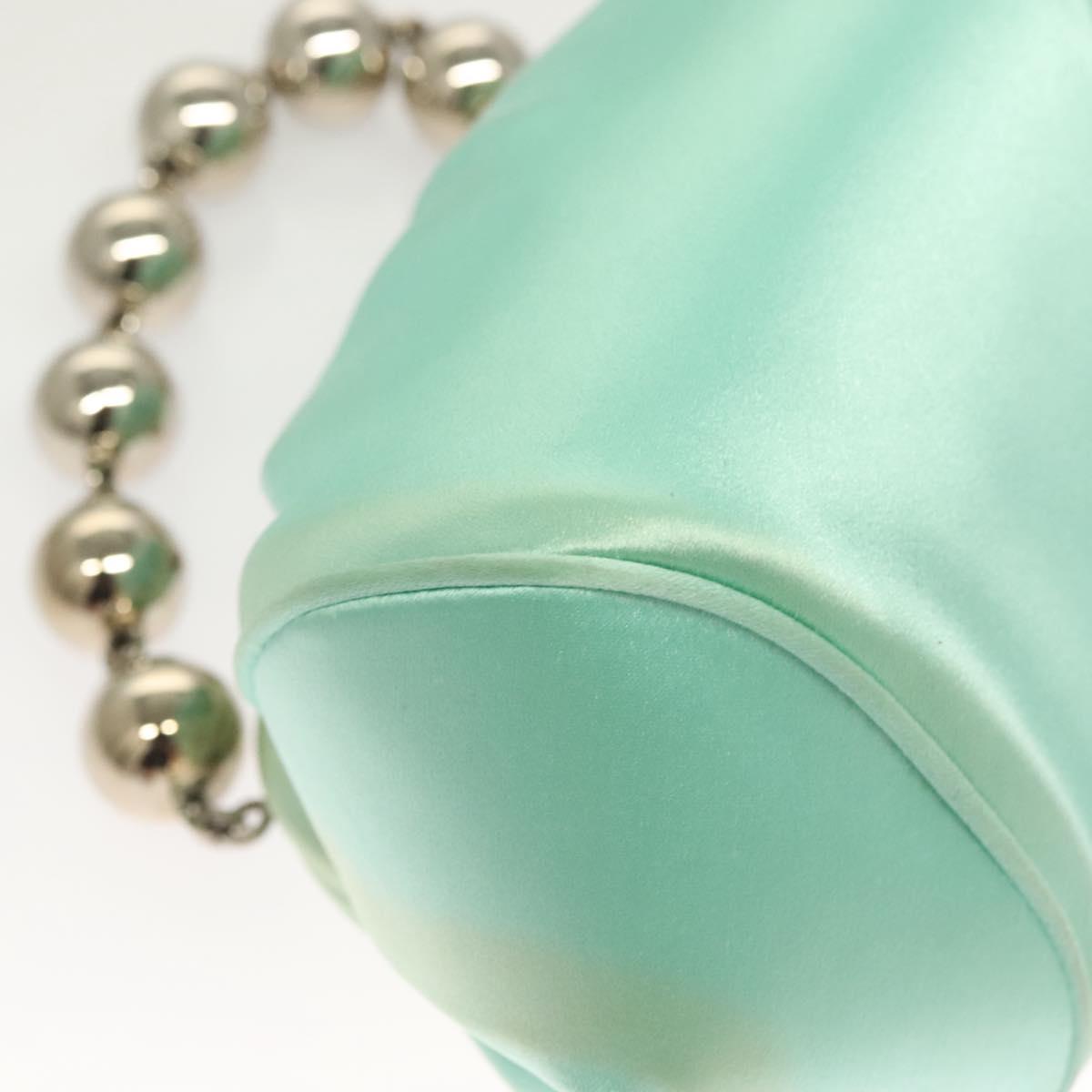 130898-10_32502731-157e-4d32-9519-e066294ad1c5