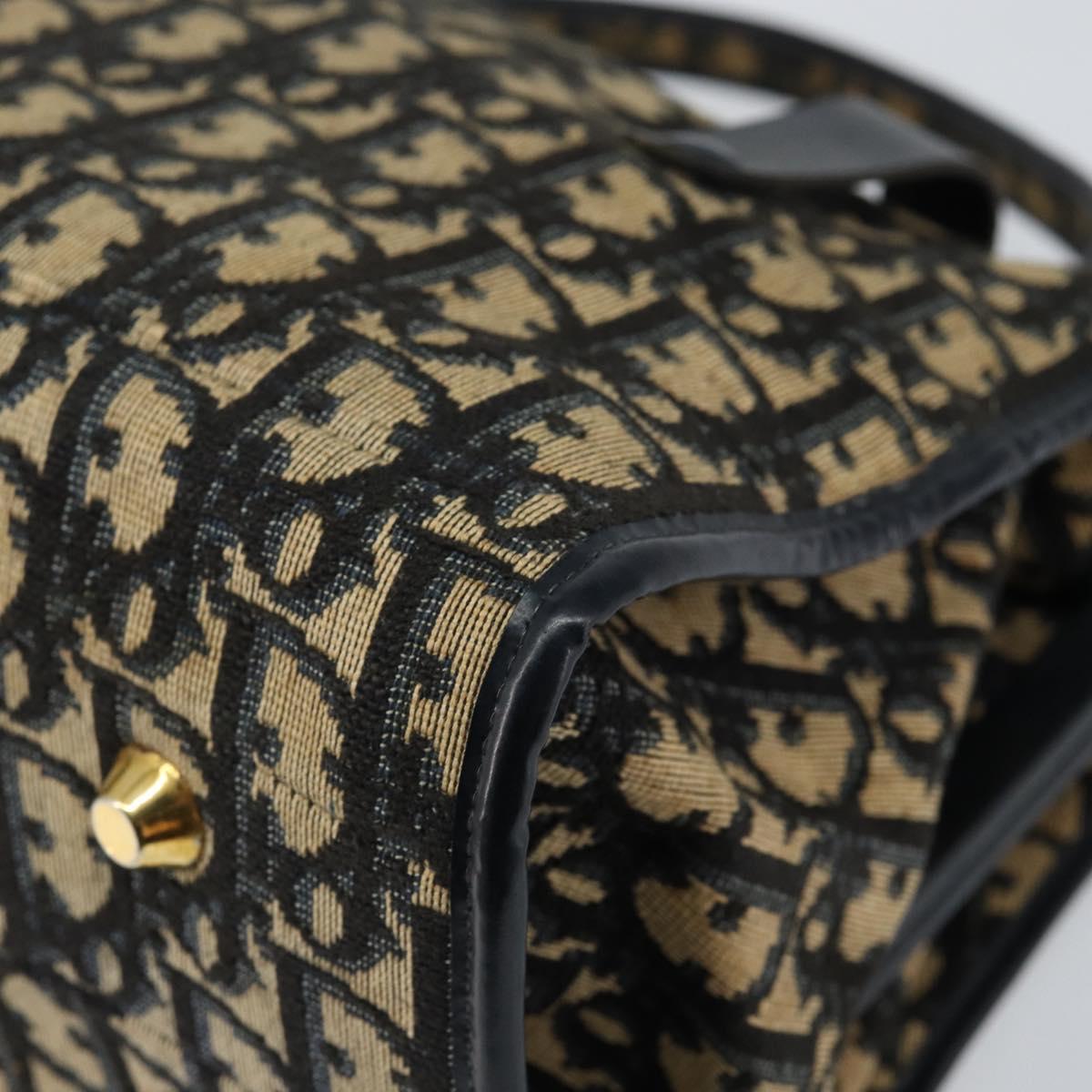 147155-10_907c0bb5-8e0b-4ede-a5c6-6347fa06db9c 147155-10_907c0bb5-8e0b-4ede-a5c6-6347fa06db9c