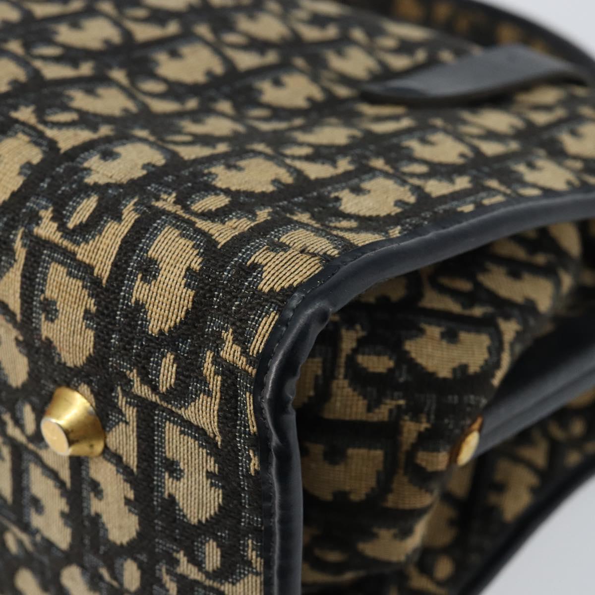 147155-12_87d00b13-cace-45aa-a2db-f163310efcb0 147155-12_87d00b13-cace-45aa-a2db-f163310efcb0