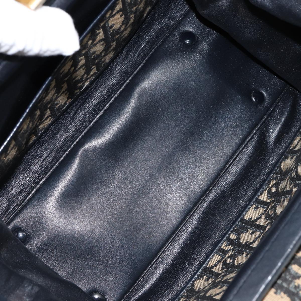 147155-16_8e71de72-5d5f-4fc3-9217-b83d192f8504 147155-16_8e71de72-5d5f-4fc3-9217-b83d192f8504