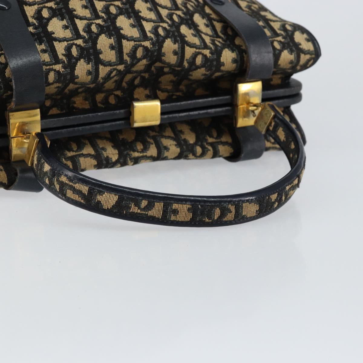 147155-7_bafedbee-687a-496a-ad1d-3b41b6f5aa2d 147155-7_bafedbee-687a-496a-ad1d-3b41b6f5aa2d