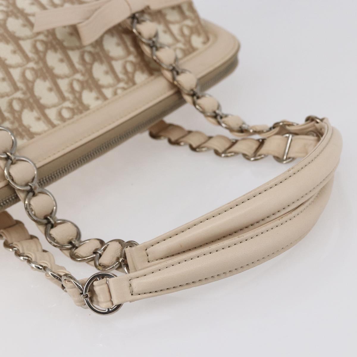 147501-7_dba82f06-b0c7-4c0f-9f8a-77a4d50095ad