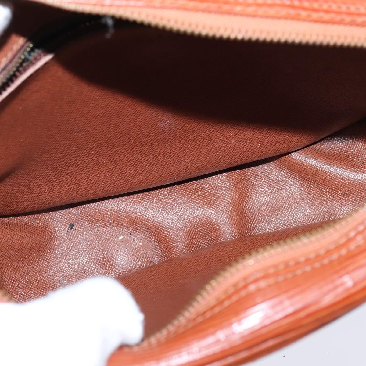 147851-17_214641c2-a099-4076-b05b-44944f5f4dae 147851-17_214641c2-a099-4076-b05b-44944f5f4dae