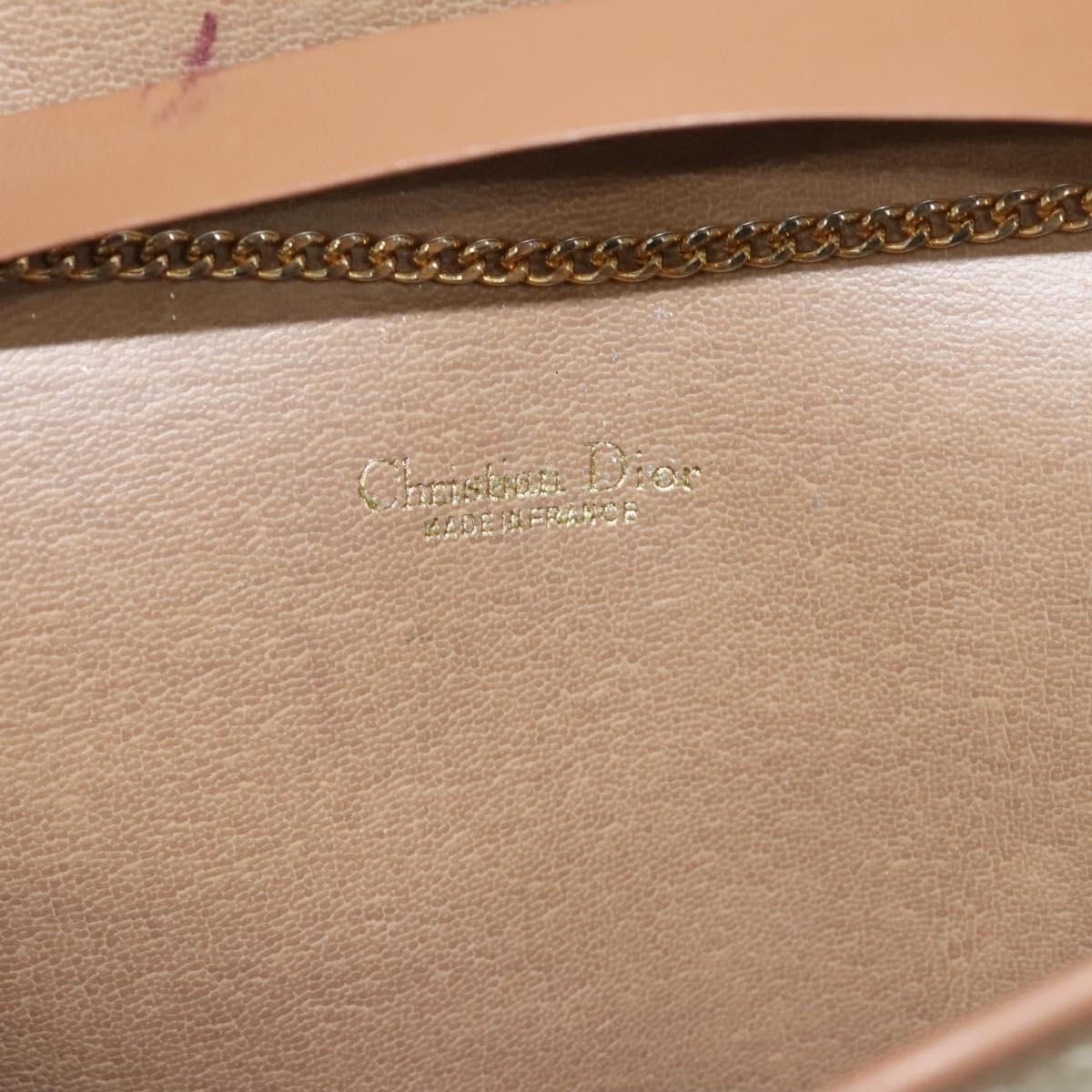 ba1990-16_7532a804-7666-4556-a381-3e4fd95e68e7