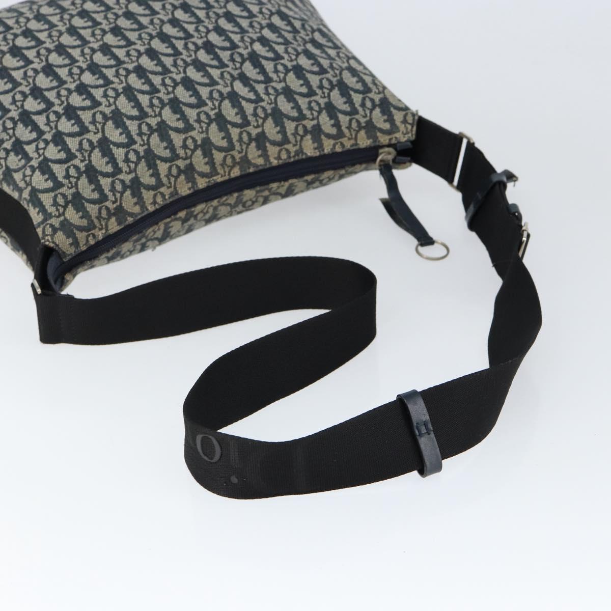 ep11395-7_5e8c19e5-5f4d-4595-8e8c-ce8385ecfbce ep11395-7_5e8c19e5-5f4d-4595-8e8c-ce8385ecfbce