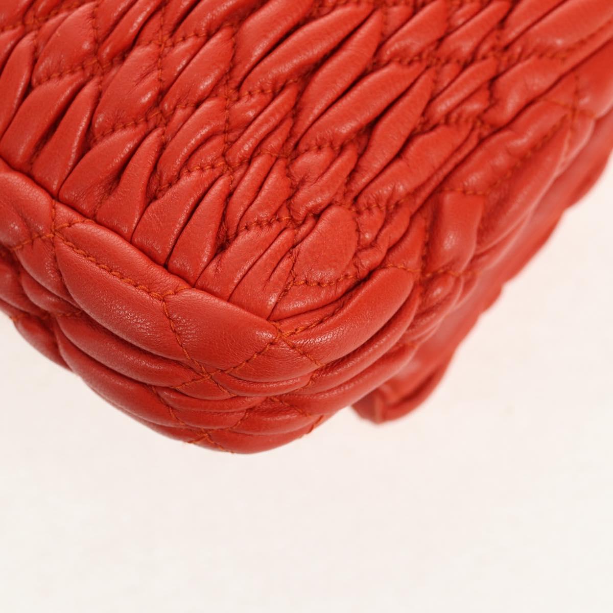 yk19711V-16_87ec2a42-6bdb-497d-b3e9-2925b1eee561