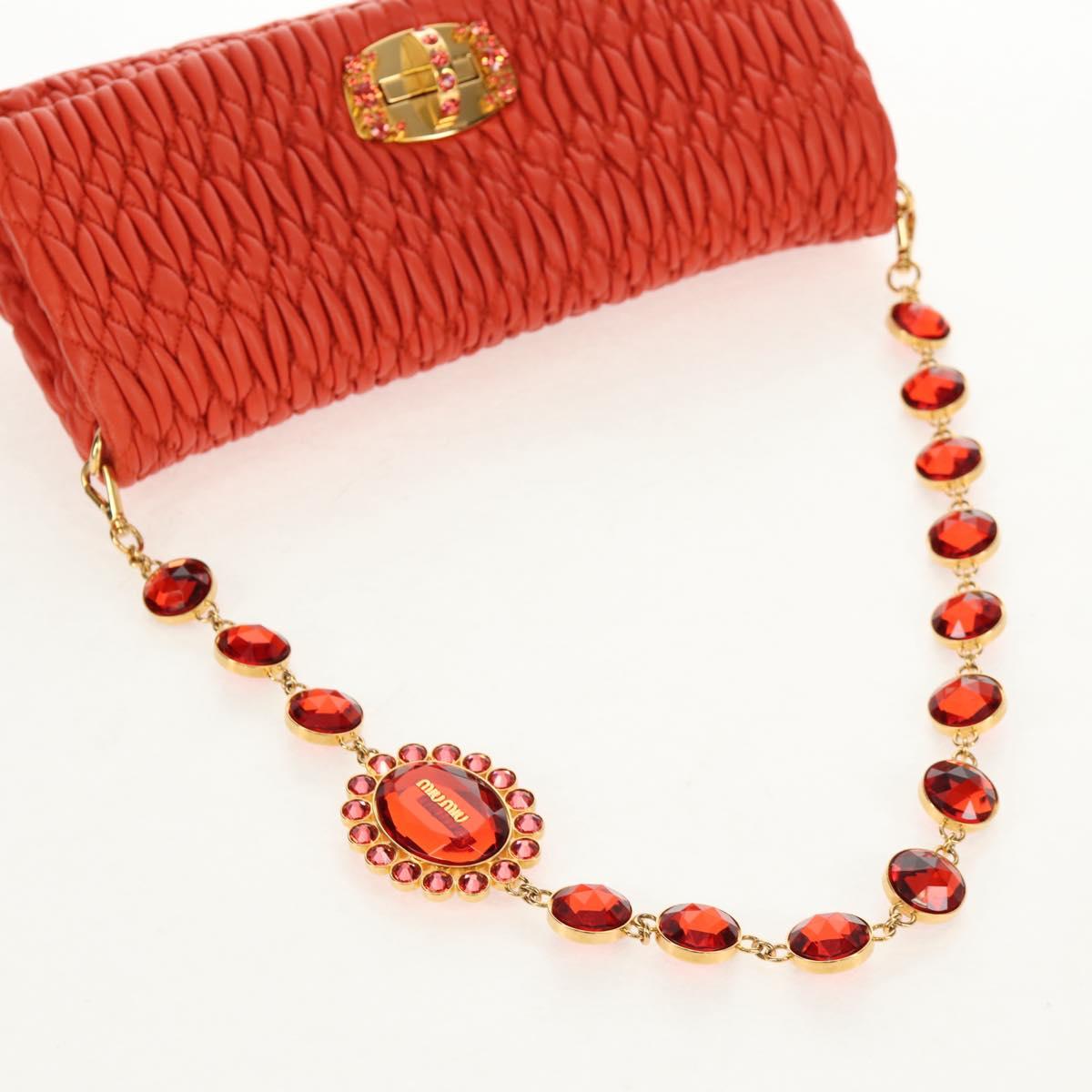 yk19711V-7_f5f5f978-5b15-4fc7-b968-e22b4d2c6d9b