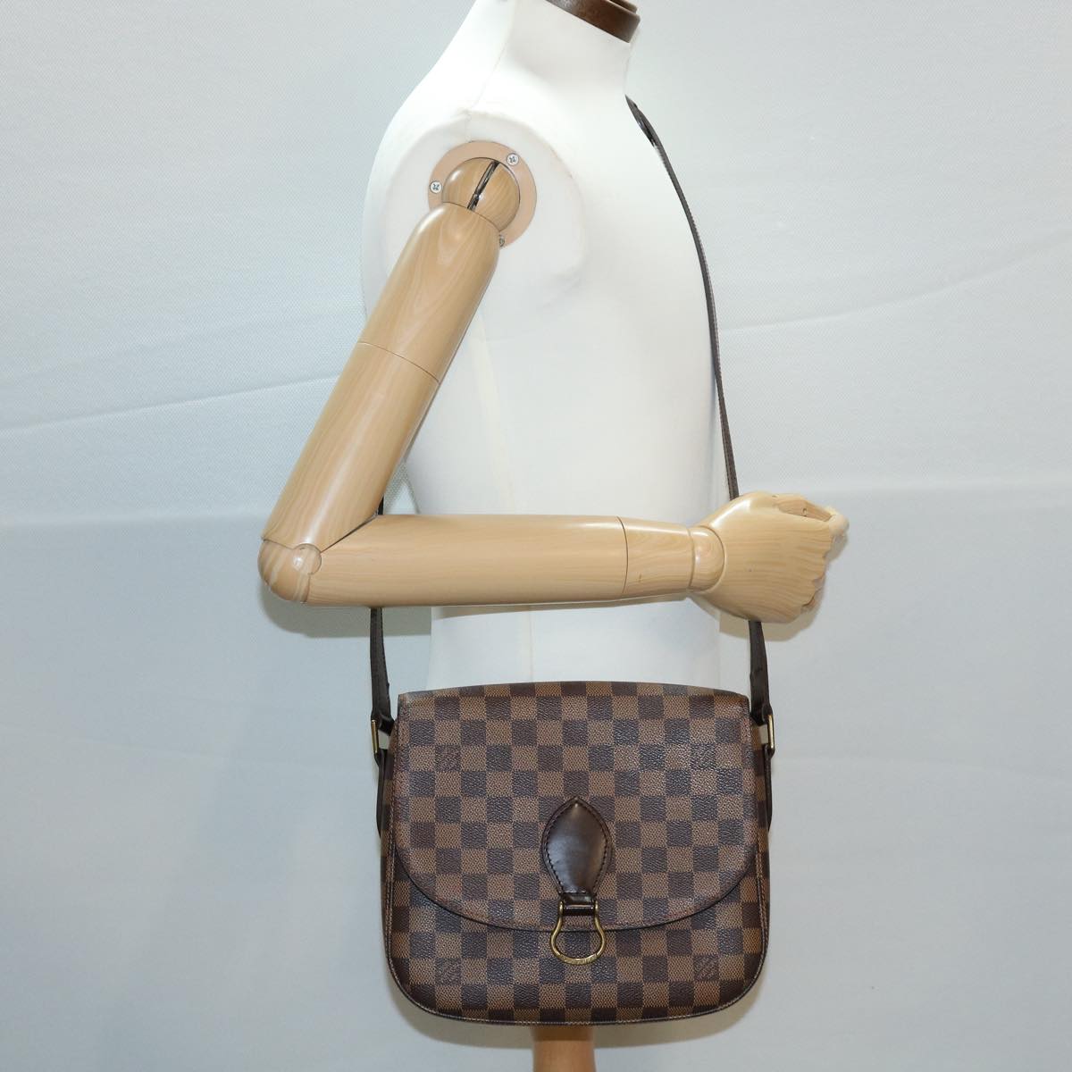 31123A-26_6ab213d6-9406-48e7-a895-6e29ff7bf8ef