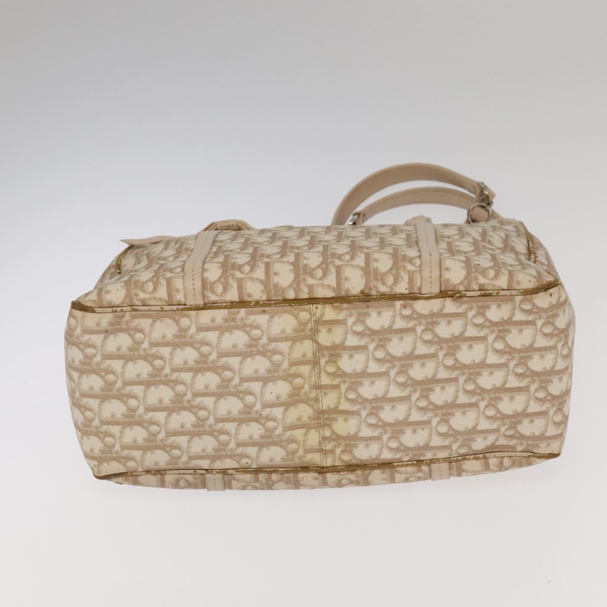 105054-9_2349b541-7036-42db-823a-c6bf806ef6fa 105054-9_2349b541-7036-42db-823a-c6bf806ef6fa