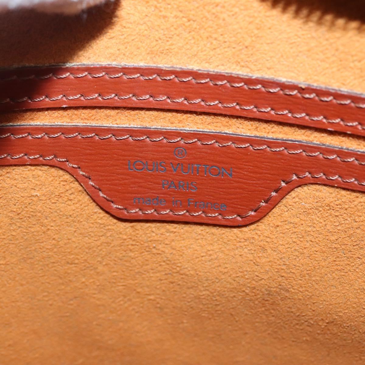 138202-15_93a8b328-e97e-42de-af08-4d7e55308ed0 138202-15_93a8b328-e97e-42de-af08-4d7e55308ed0