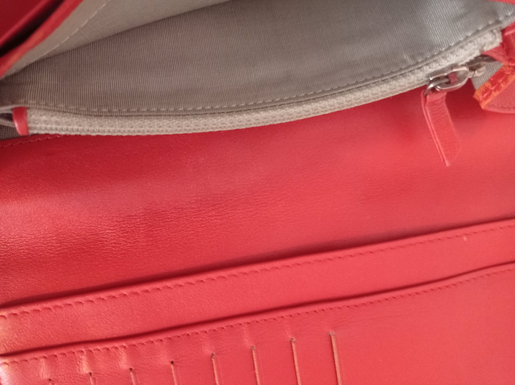 c2f56b9e-4fb4-44b5-85ef-08674bb384d9 c2f56b9e-4fb4-44b5-85ef-08674bb384d9