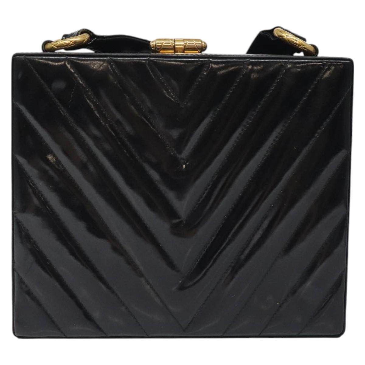 CHANEL V Stitch COCO Mark Shoulder Bag Patent leather Black Gold CC Auth 126704 - Jerrillo image 2