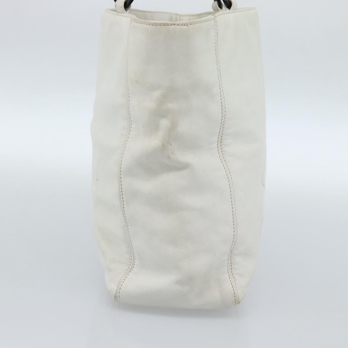 CHANEL Chain Tote Bag Lamb Skin White CC Auth 128237 - Jerrillo image 3
