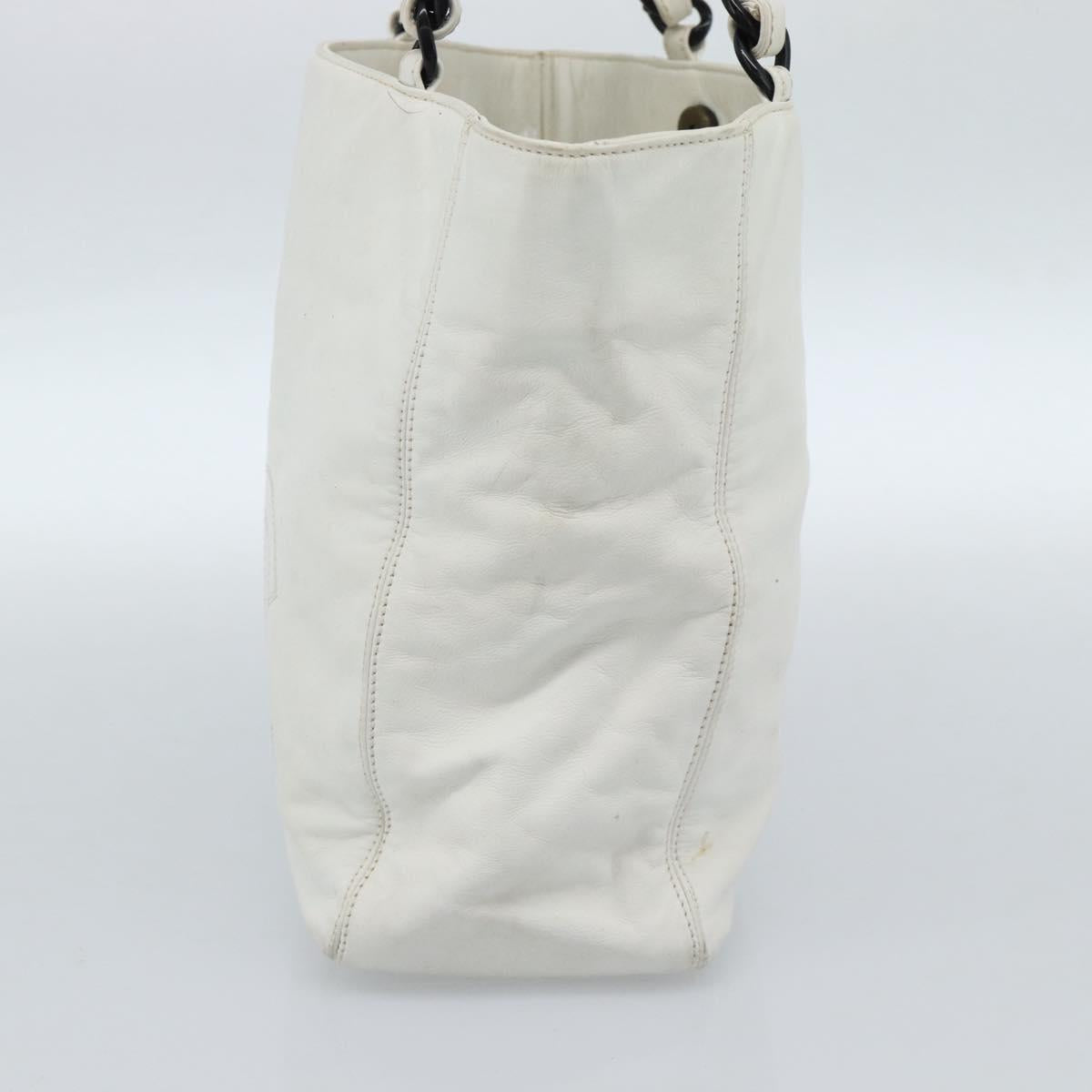 CHANEL Chain Tote Bag Lamb Skin White CC Auth 128237 - Jerrillo image 4