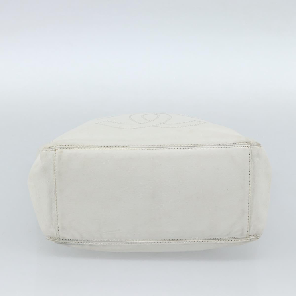 CHANEL Chain Tote Bag Lamb Skin White CC Auth 128237 - Jerrillo image 5