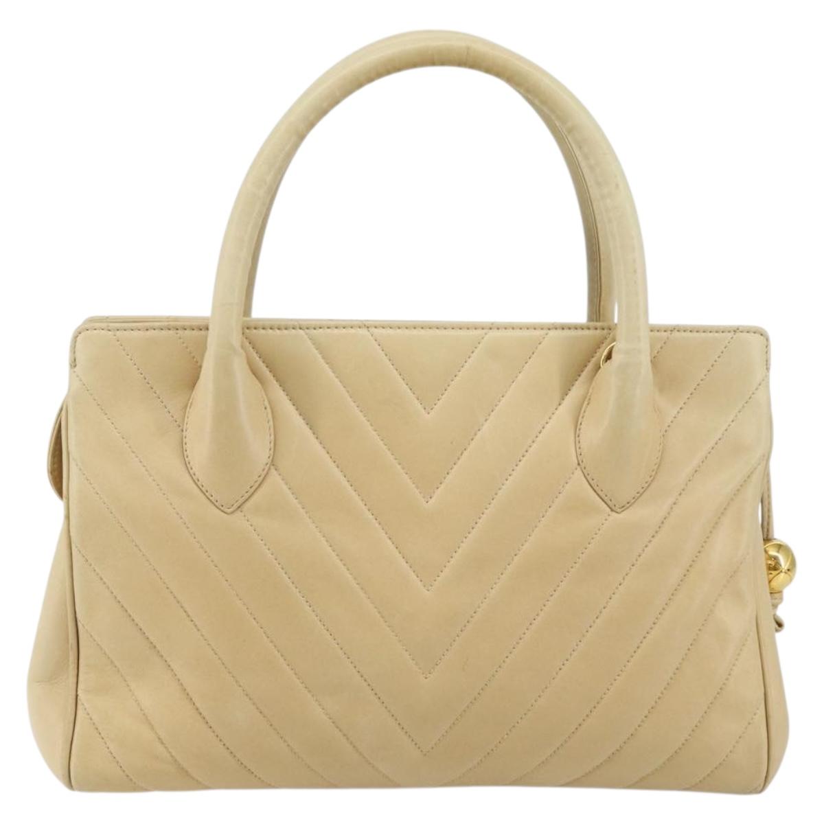 CHANEL V Stitch Hand Bag Lamb Skin Beige Gold CC Auth 128926 - Jerrillo image 3