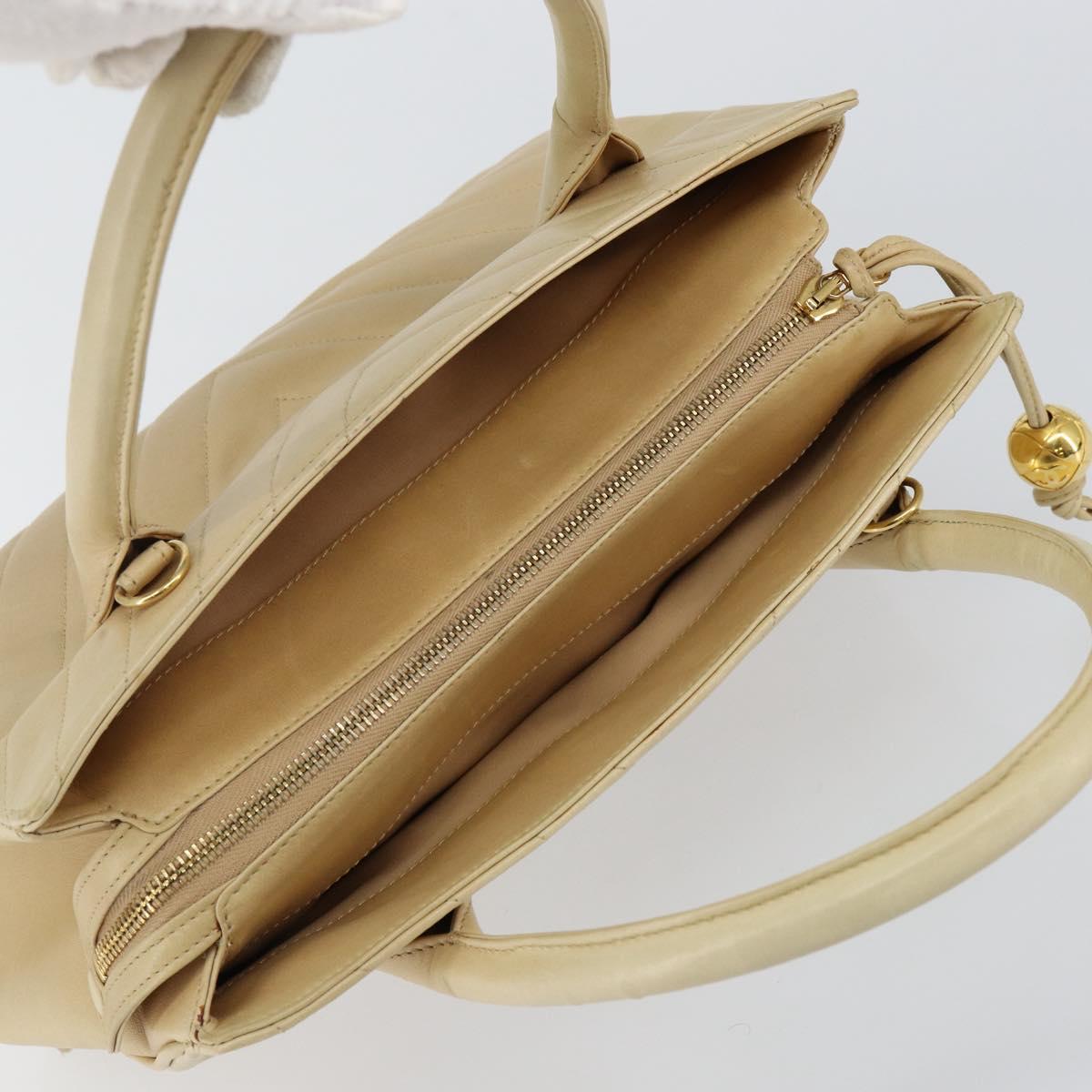 CHANEL V Stitch Hand Bag Lamb Skin Beige Gold CC Auth 128926 - Jerrillo image 6