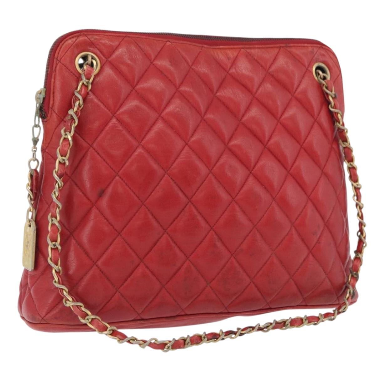 CHANEL Matelasse Chain Shoulder Bag Leather Red Gold CC Auth 169739 - Jerrillo