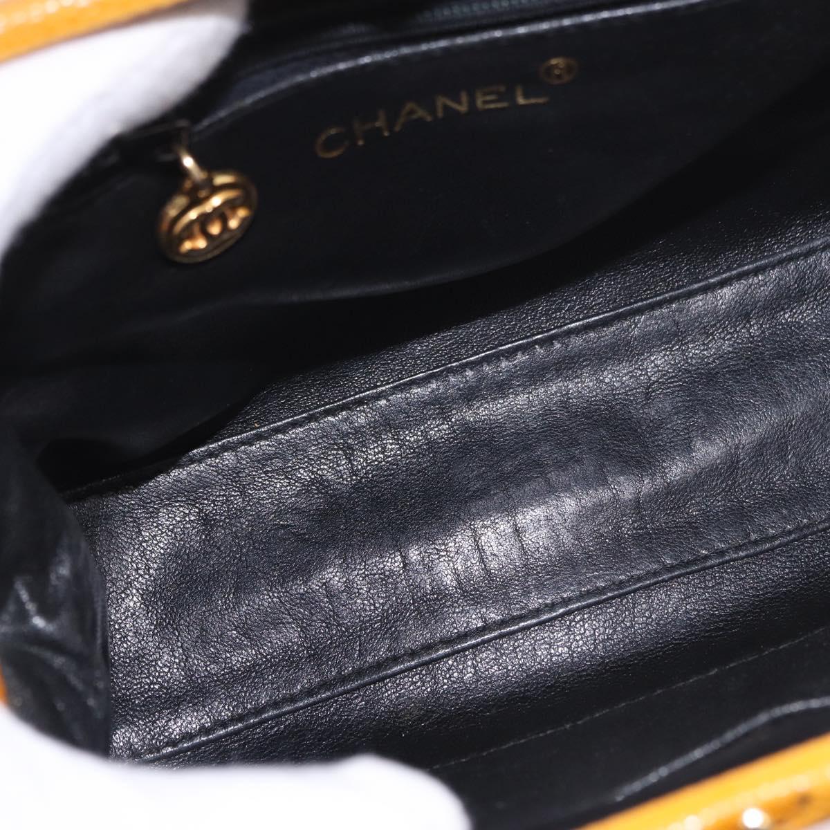 CHANEL Matelasse Chain Shoulder Bag Caviar Skin Yellow Gold CC Auth 185743A - Jerrillo image 10