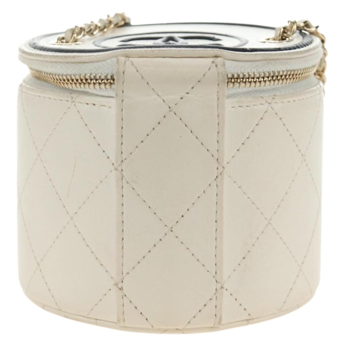 CHANEL Matelasse Chain Vanity Bag Lamb Skin White Gold CC Auth 188894SAM - Jerrillo image 2