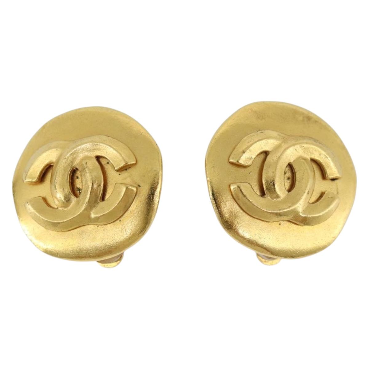 CHANEL Earring Metal Gold Tone CC Auth 189409 - Jerrillo image 2