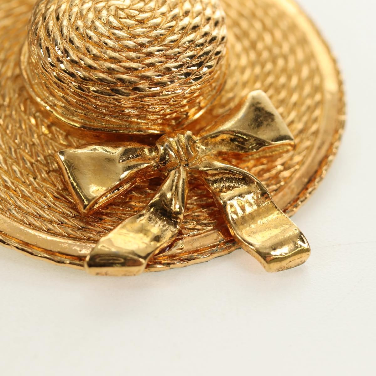 CHANEL Brooch metal Gold CC Auth 190426M image 8