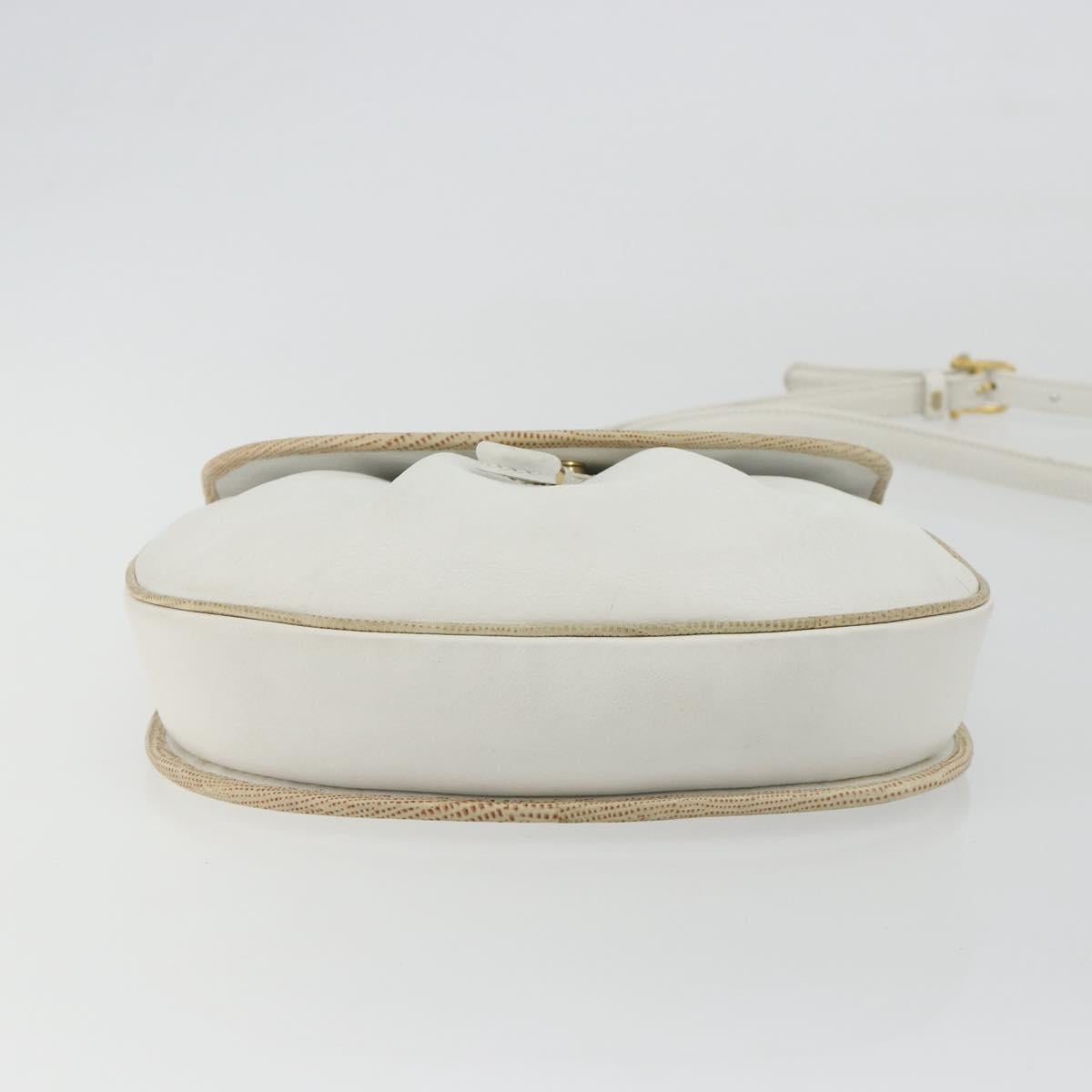 CELINE Horse Carriage Shoulder Bag Leather White Gold Auth 190525A - Jerrillo image 5