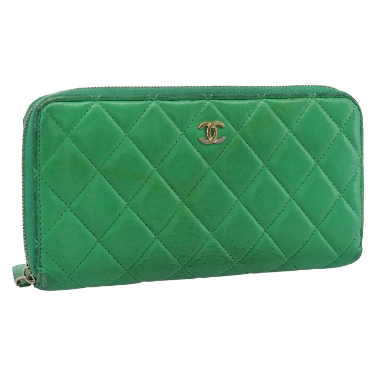 CHANEL Matelasse Long Wallet Lamb Skin Green Gold CC Auth 190675 - Jerrillo