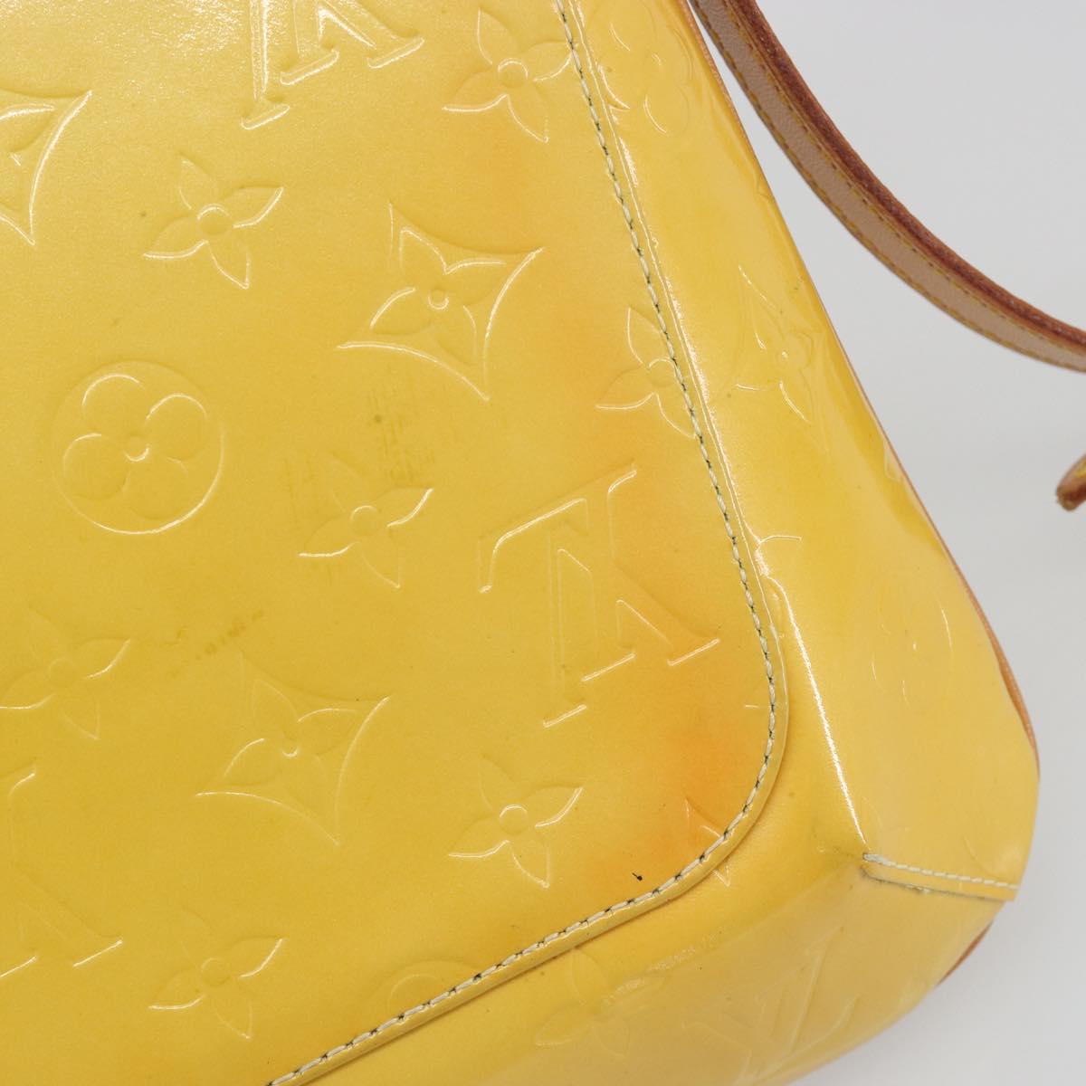LOUIS VUITTON Monogram Vernis Thompson Street Bag Lime Yellow M91071 Auth 192632 - Jerrillo image 9