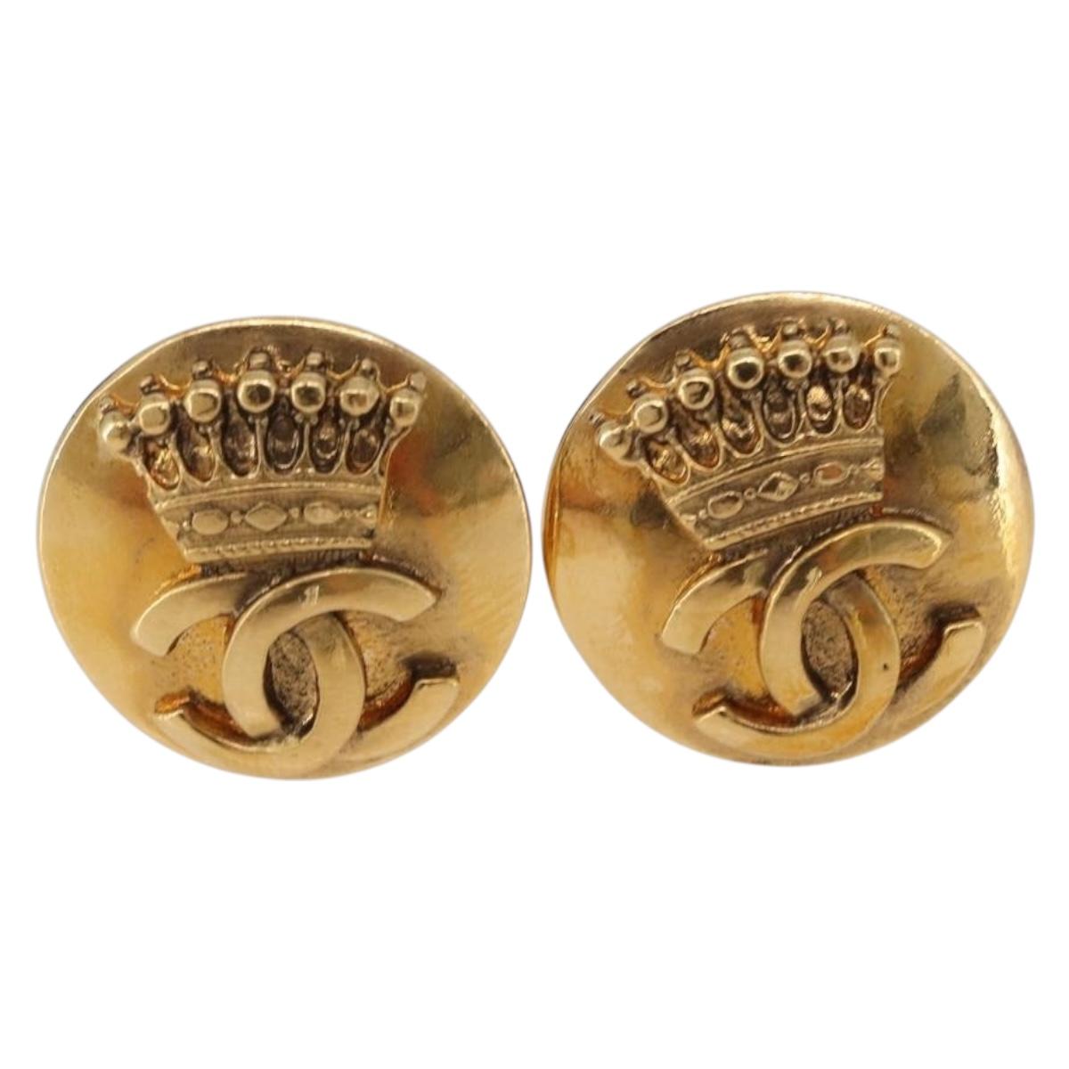 CHANEL COCO Mark Earring Metal Gold Tone CC Auth 193928V - Jerrillo image 2
