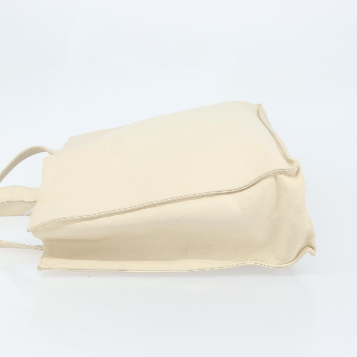 CHANEL Tote Bag Caviar Skin White CC Auth BA10649 - Jerrillo image 4