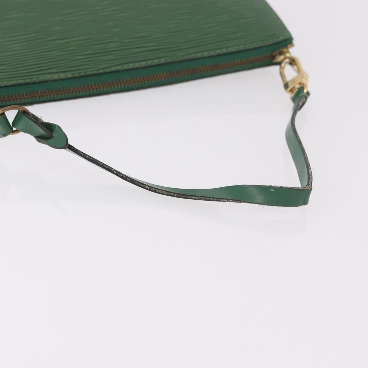 LOUIS VUITTON Epi Pochette Accessoires Pouch Green M52984 LV Auth BA13285 - Jerrillo image 7