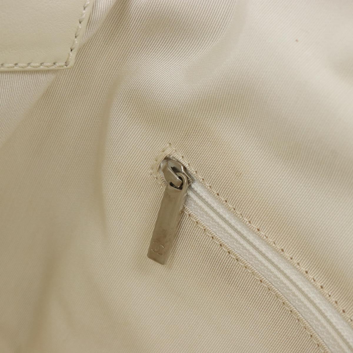 Borsa a mano CHANEL V Stitch in pelle di agnello bianca e argento con logo CC, codice BA13606V image 6