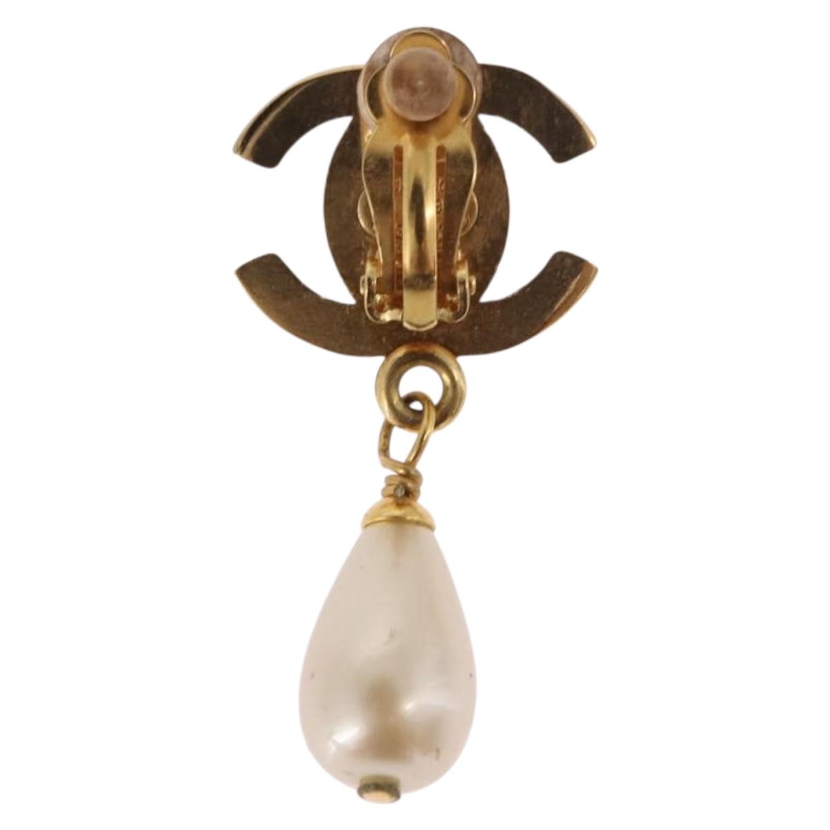 CHANEL Earring Metal Gold Tone CC Auth bs36535V - Jerrillo image 8