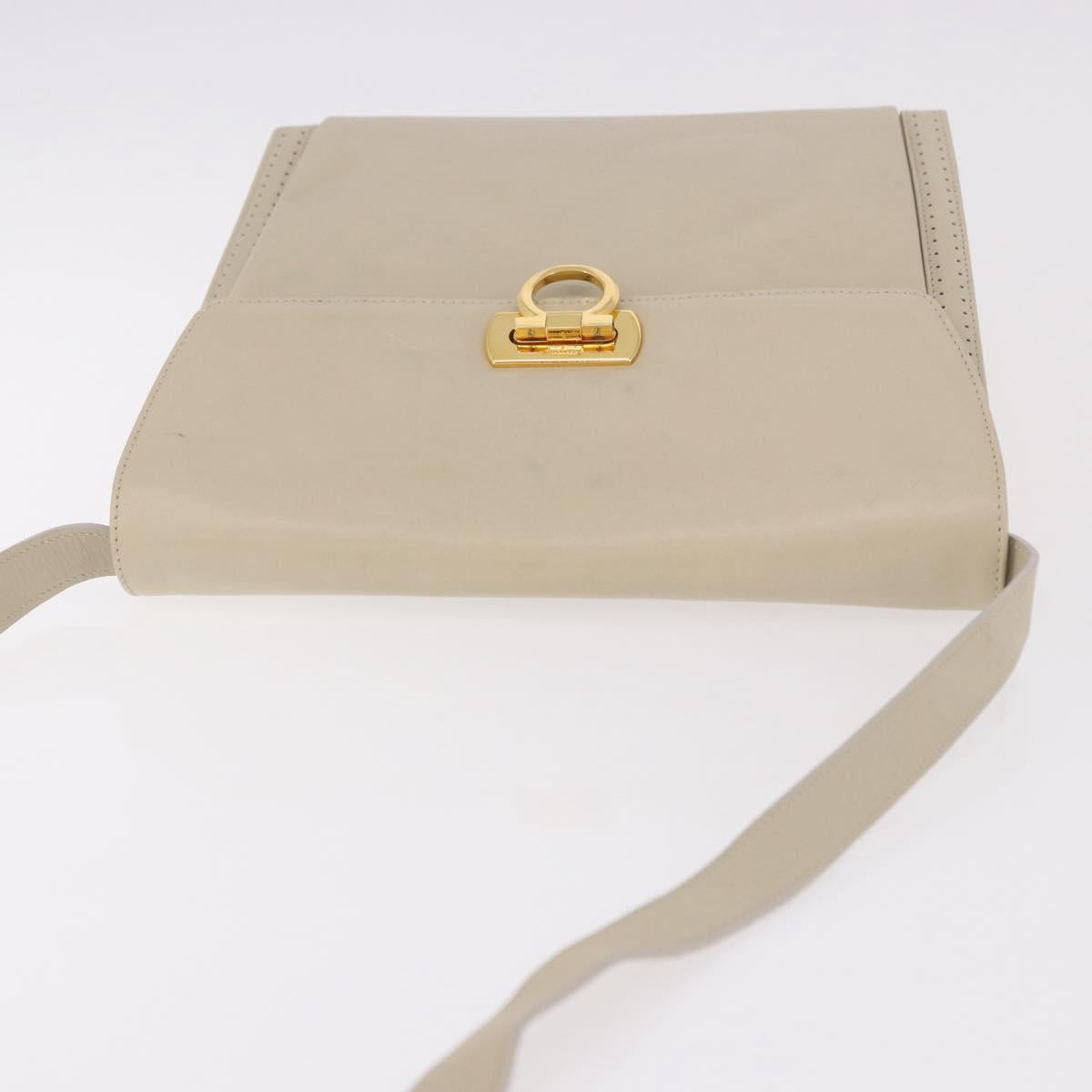 Salvatore Ferragamo Gancini Shoulder Bag Leather Ivory Gold Auth gh2195 - Jerrillo image 7