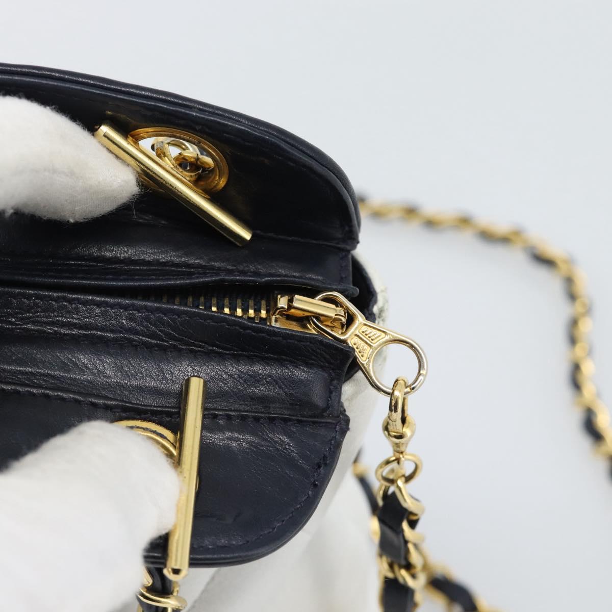 CHANEL Matelasse Chain Shoulder Bag Leather White Gold CC Auth mr2545V - Jerrillo image 9